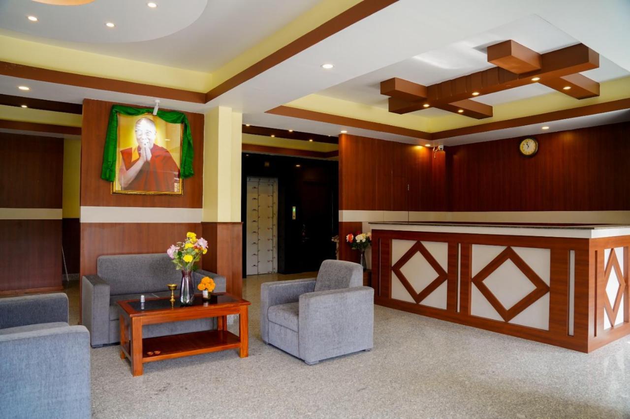 Hotel Claire Inn Kathmandu Esterno foto